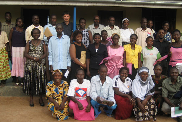 Uganda school groepsfoto leerkrachten